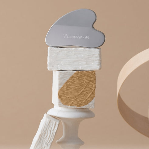 Piccasso Curved Makeup Spatula - WowSkin Romania